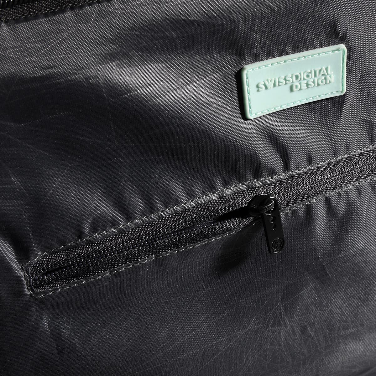 SWISS DIGITAL AROSA DUFFLE BAG 