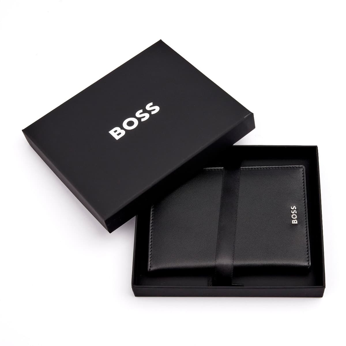 HUGO BOSS CLASSIC SMOOTH PASSPORT HOLDER 
