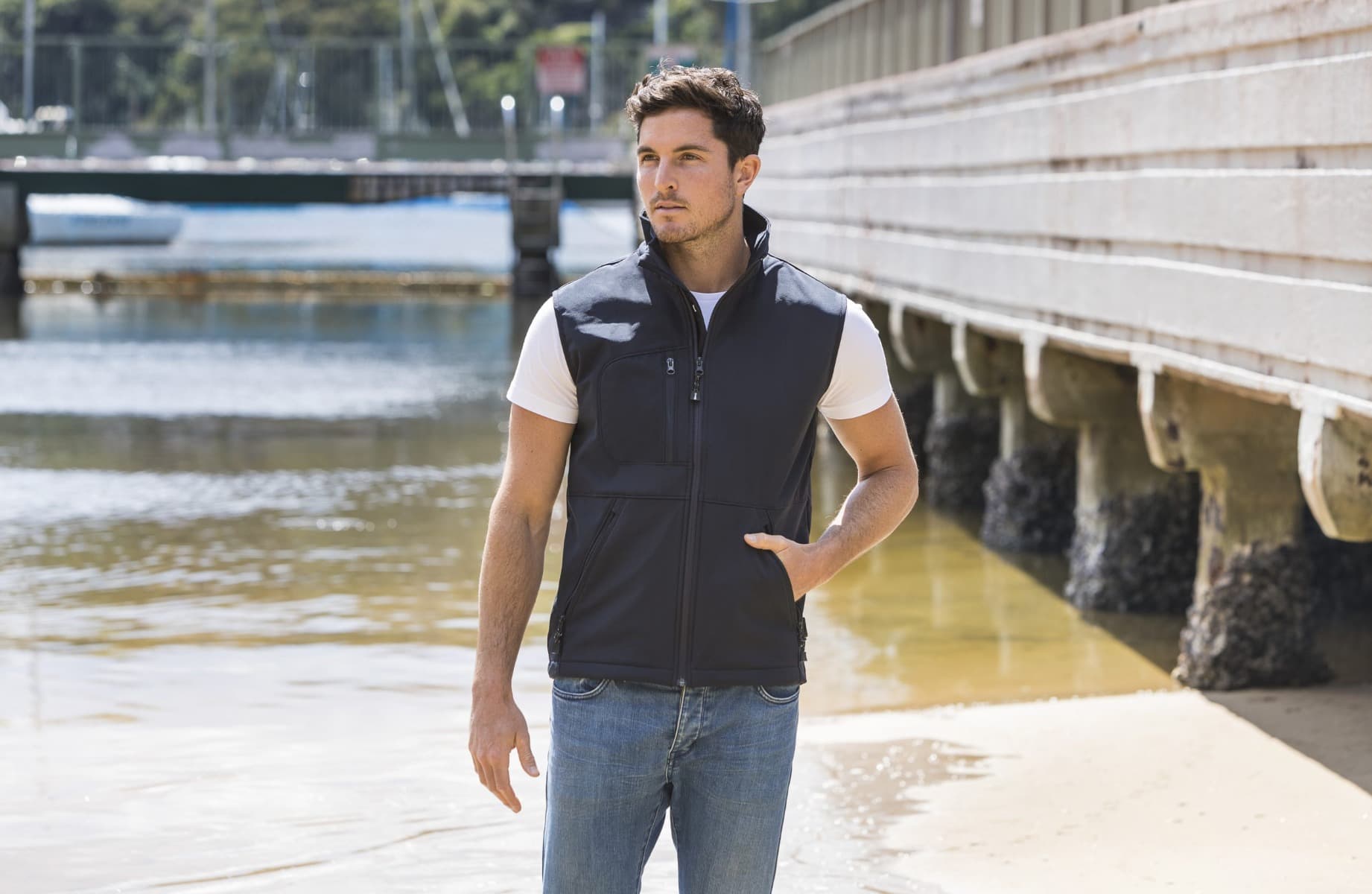 MONTANA MENS SOFTSHELL VEST